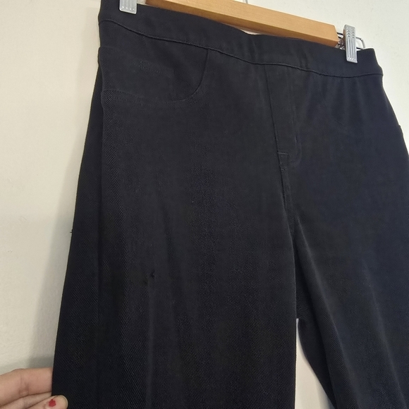 Spanx Jean-ish Ankle Leggings in Black Pull on style 4 way stretch skinny - Picture 7 of 14